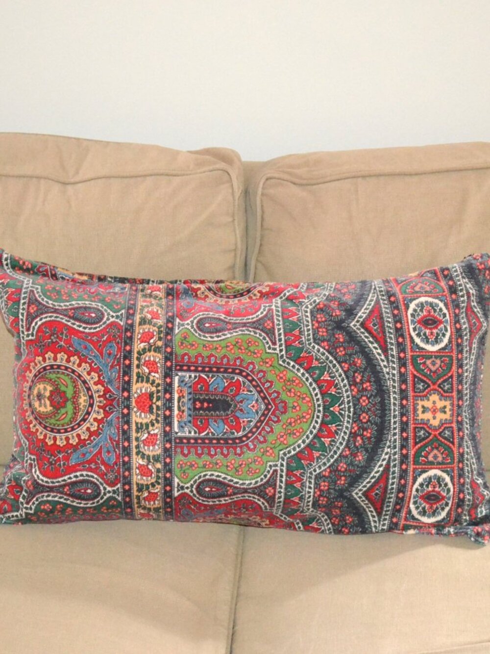 Pottery Barn Red Green Velvet Emira Print Lumbar Pillow Cover + Insert 16”x26”